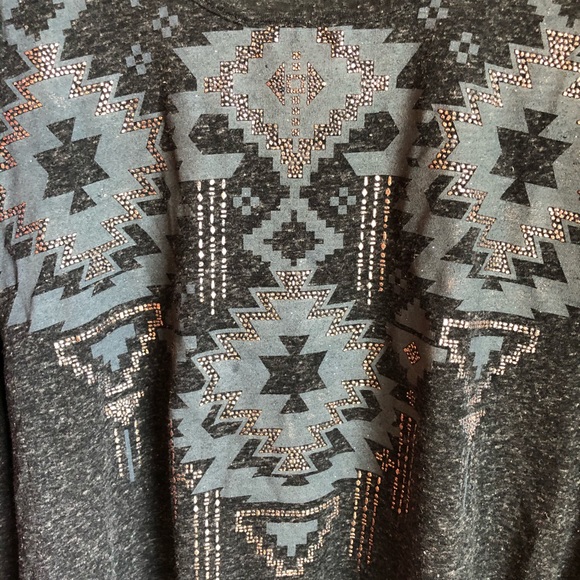 Daytrip long sleeved shirt, beautiful detail - Picture 2 of 4